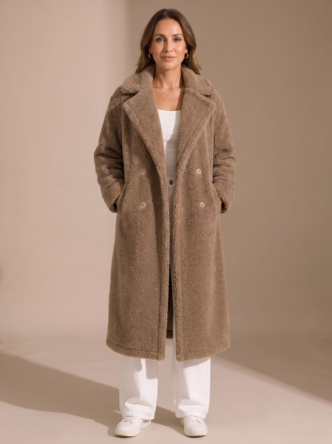 Elfriede | Manteau en fausse fourrure pour femmes, long, à double boutonnage, Teddy Coat Beige