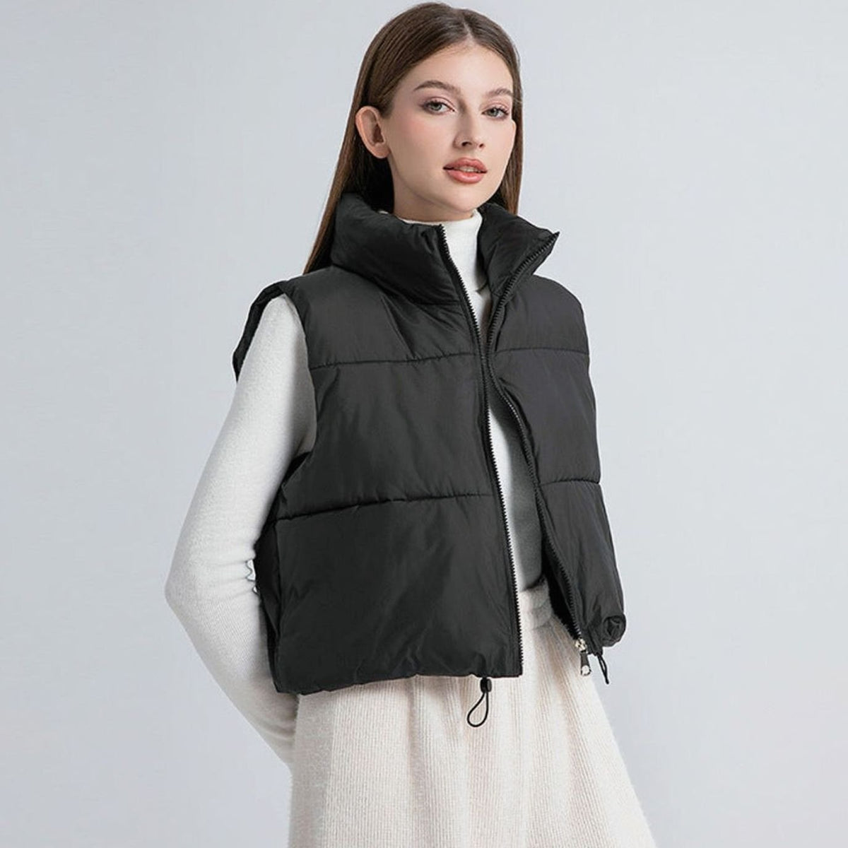 Clara | Gilet court pour femmes avec col montant et fermeture éclair à deux voies