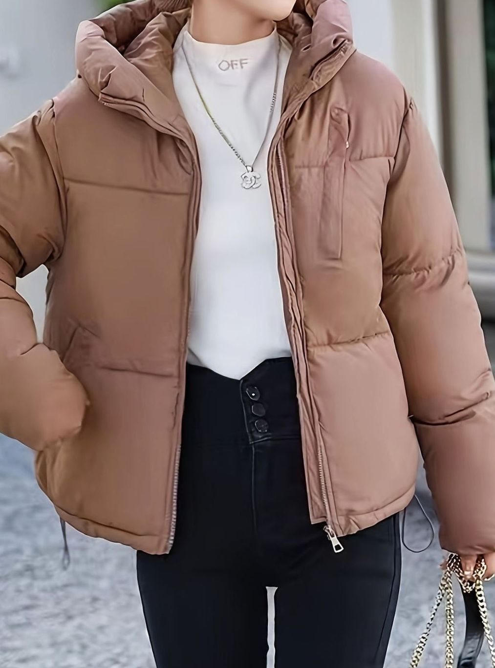 Lena | Veste d'hiver courte en duvet pour femmes avec capuche