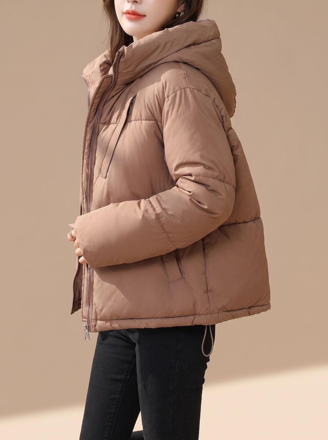 Lena | Veste d'hiver courte en duvet pour femmes avec capuche