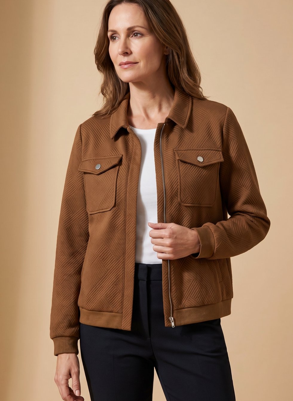 Johanna | Veste matelassée à manches longues pour femmes avec fermeture éclair, poches poitrine et col chemise