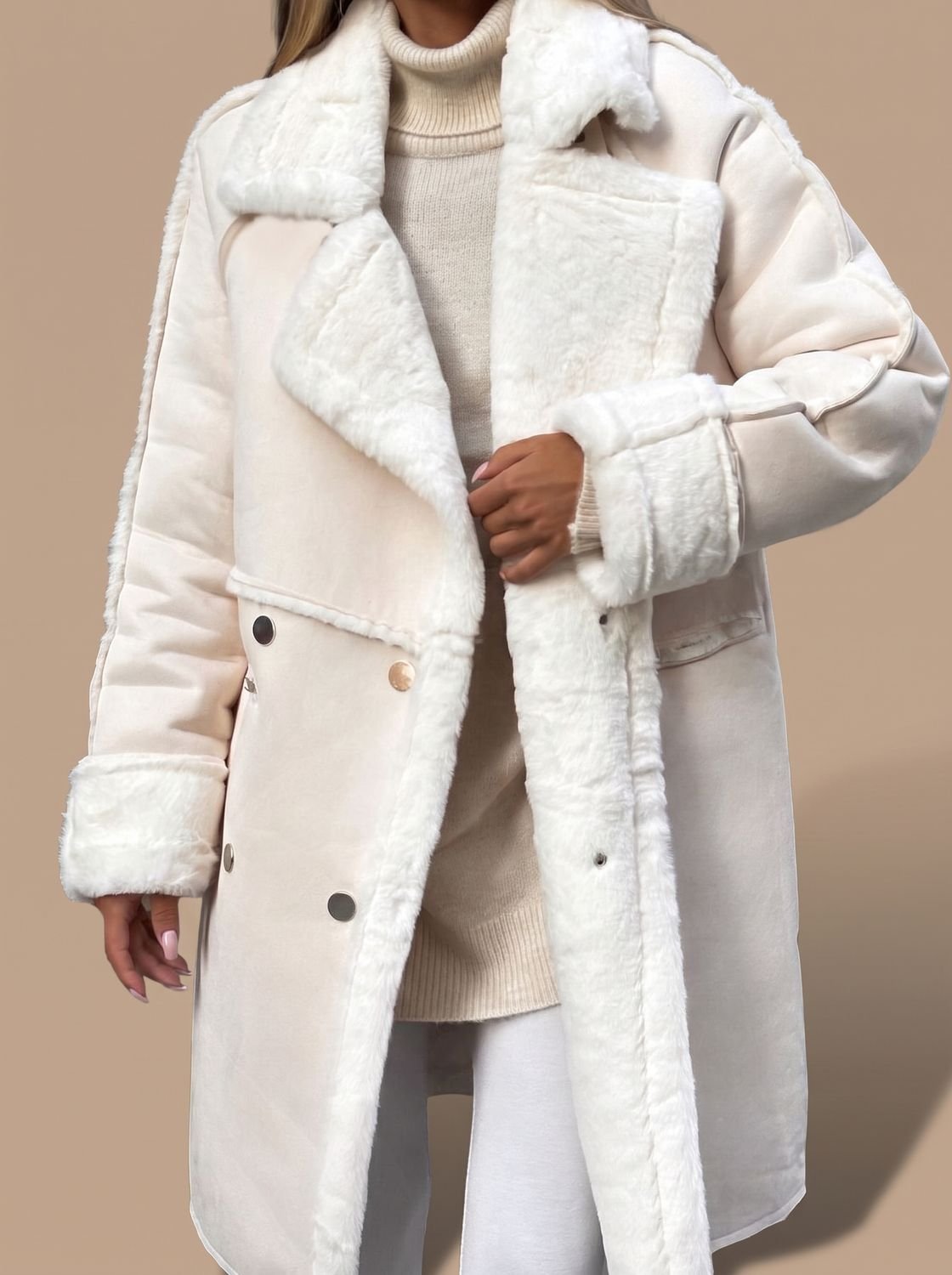 Charlotte | Manteau long en fausse fourrure pour femmes Manteau d'hiver à double boutonnage avec garniture en fourrure