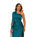 Robe maxi femme avec décolleté asymétrique et détail noué