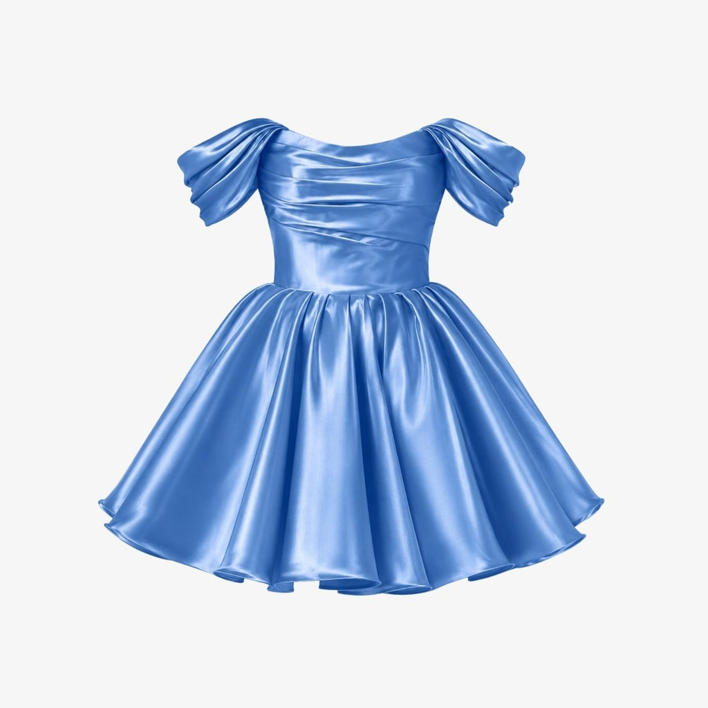 Robe mini en satin avec décolleté bardot