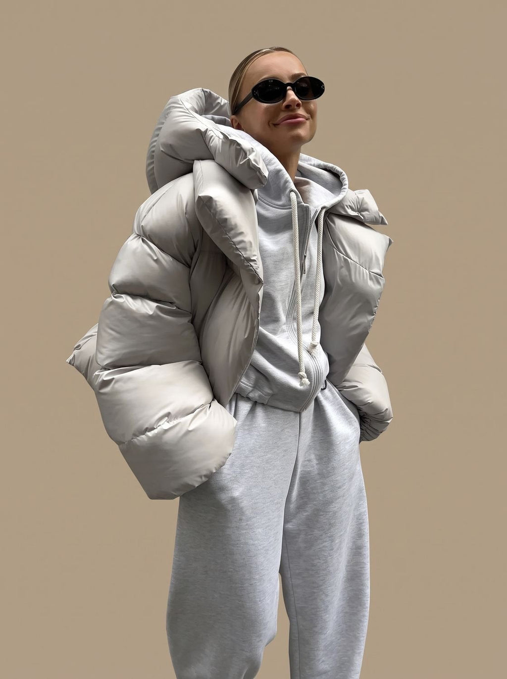 Elfriede | Veste d'hiver oversize pour femmes avec col montant, chaude et matelassée