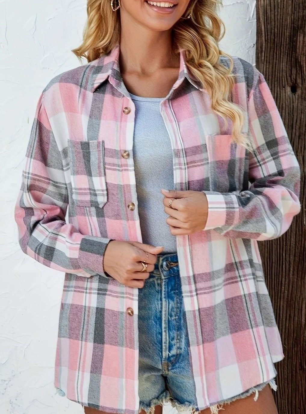 Annika | Chemise en flanelle à carreaux oversize pour femmes avec boutons et poches poitrine