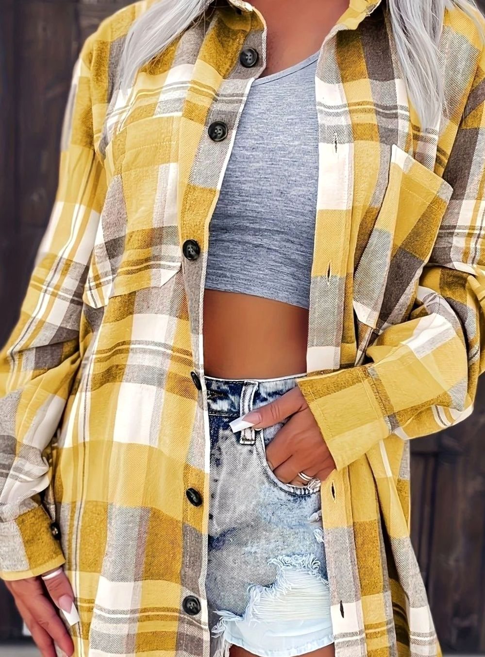 Annika | Chemise en flanelle à carreaux oversize pour femmes avec boutons et poches poitrine