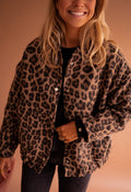 Luisa | Veste matelassée oversize pour femmes motif léopard à boutons-pression