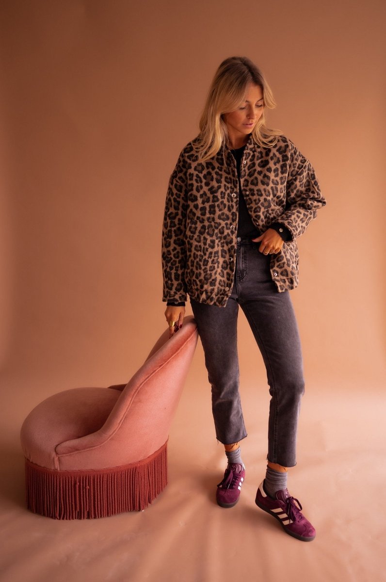 Luisa | Veste matelassée oversize pour femmes motif léopard à boutons-pression