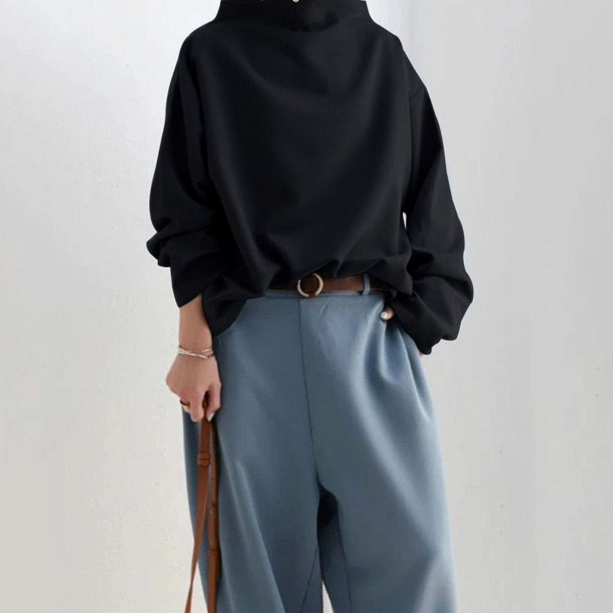 Clara | Haut en tricot oversized pour femmes avec col montant à manches longues