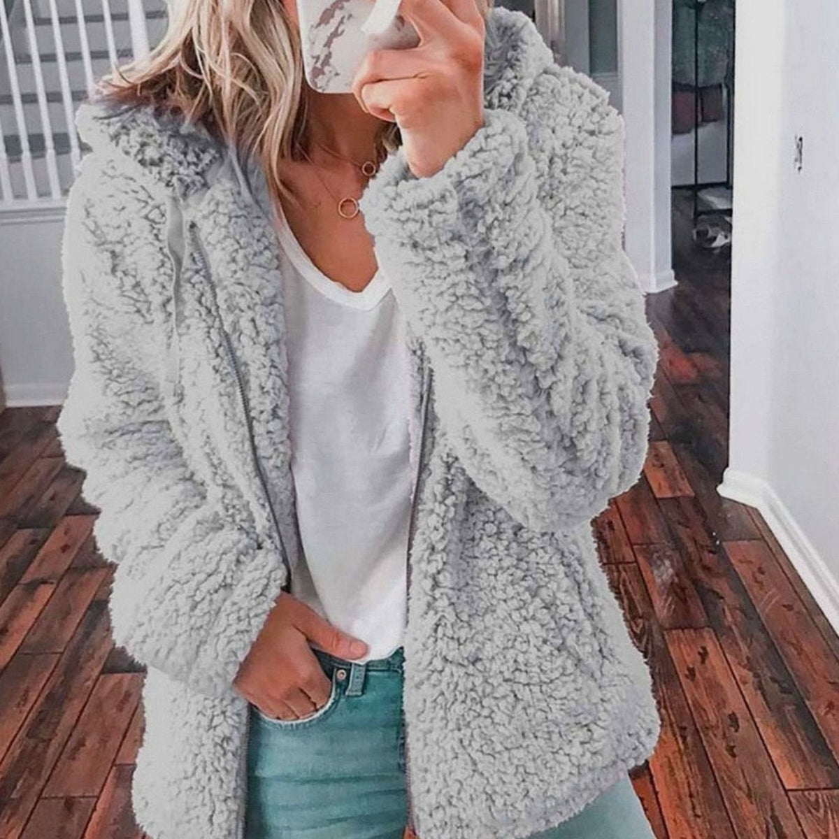 Annika | Manteau Teddy Oversized pour Femmes avec Capuche et Fermeture Éclair