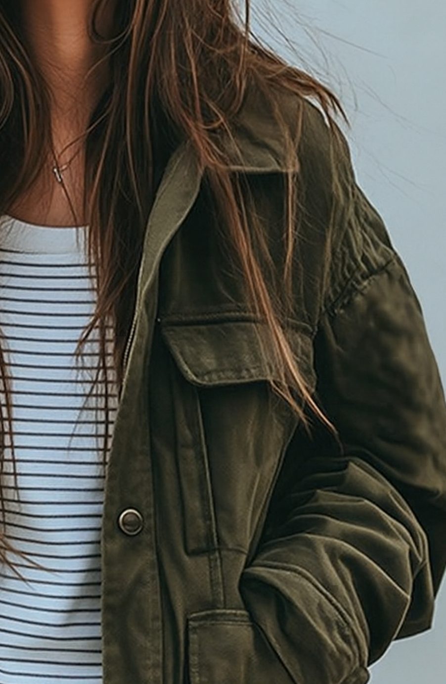 Amelie | Veste utilitaire oversize pour femmes avec patte de boutonnage, veste de transition
