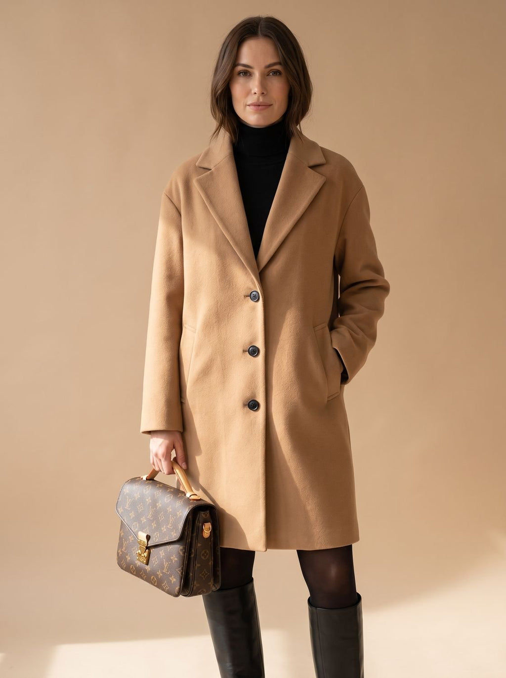 Frieda | Manteau oversized en laine pour femmes avec patte de boutonnage et doublure contrastante