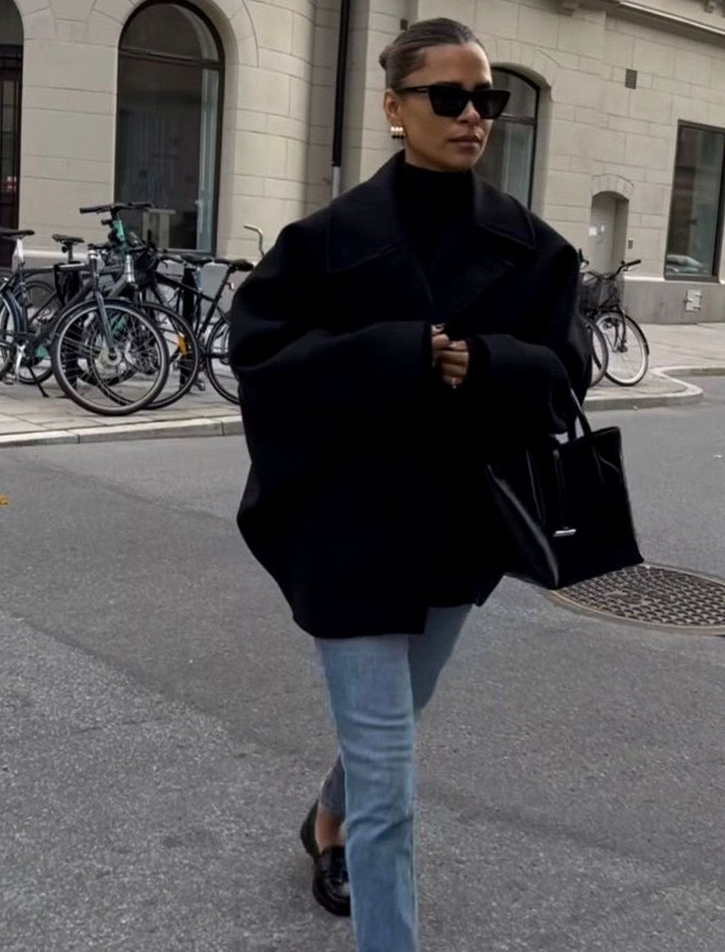 Marie | Manteau oversized en laine pour femmes avec fermeture à boutons dans des couleurs d'automne