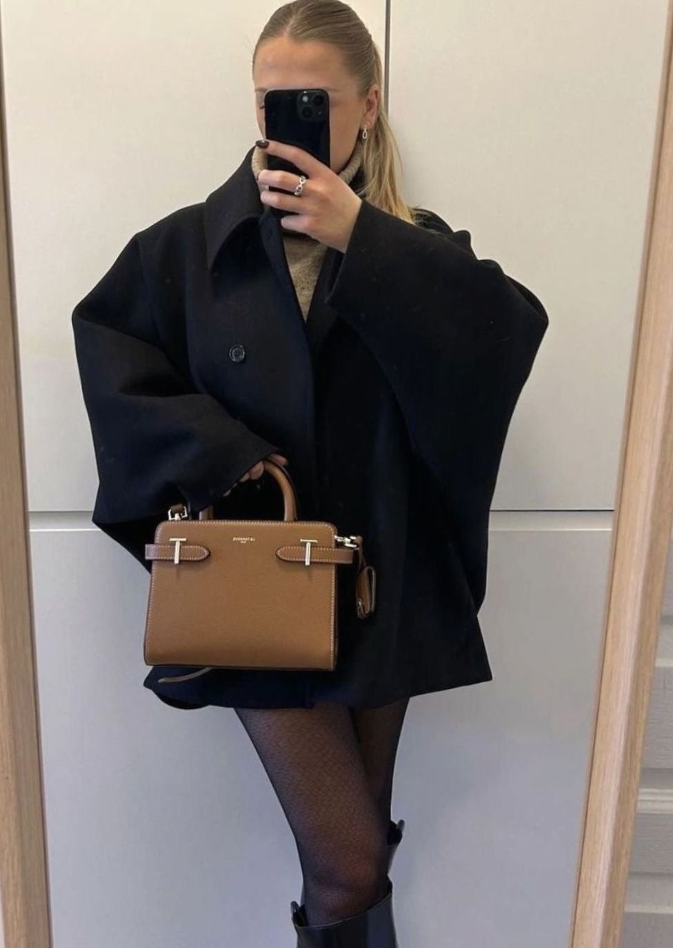 Marie | Manteau oversized en laine pour femmes avec fermeture à boutons dans des couleurs d'automne