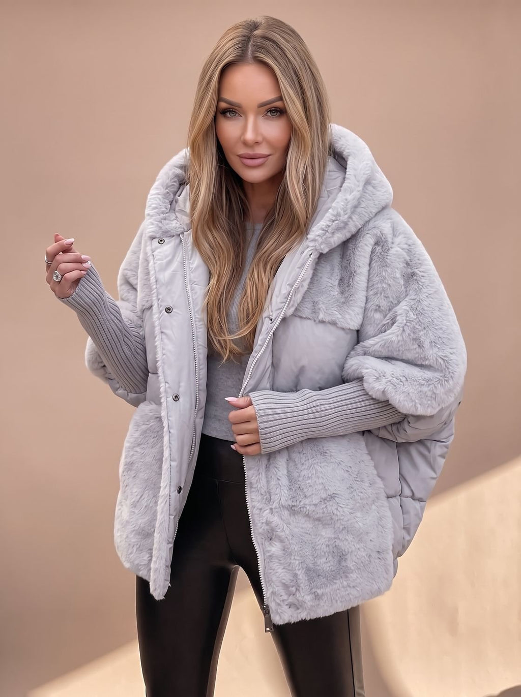 Elisabeth | Manteau matelassé en peluche pour femmes avec capuche en fausse fourrure, veste d'hiver