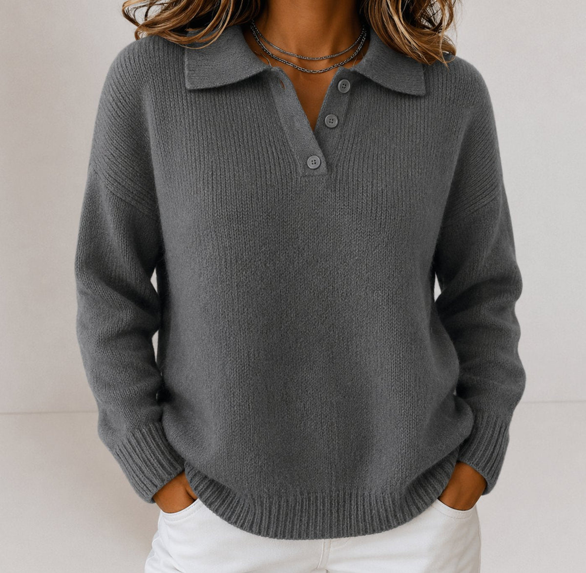 Leonie | Pull en maille à col polo pour femmes avec patte de boutonnage coupe décontractée
