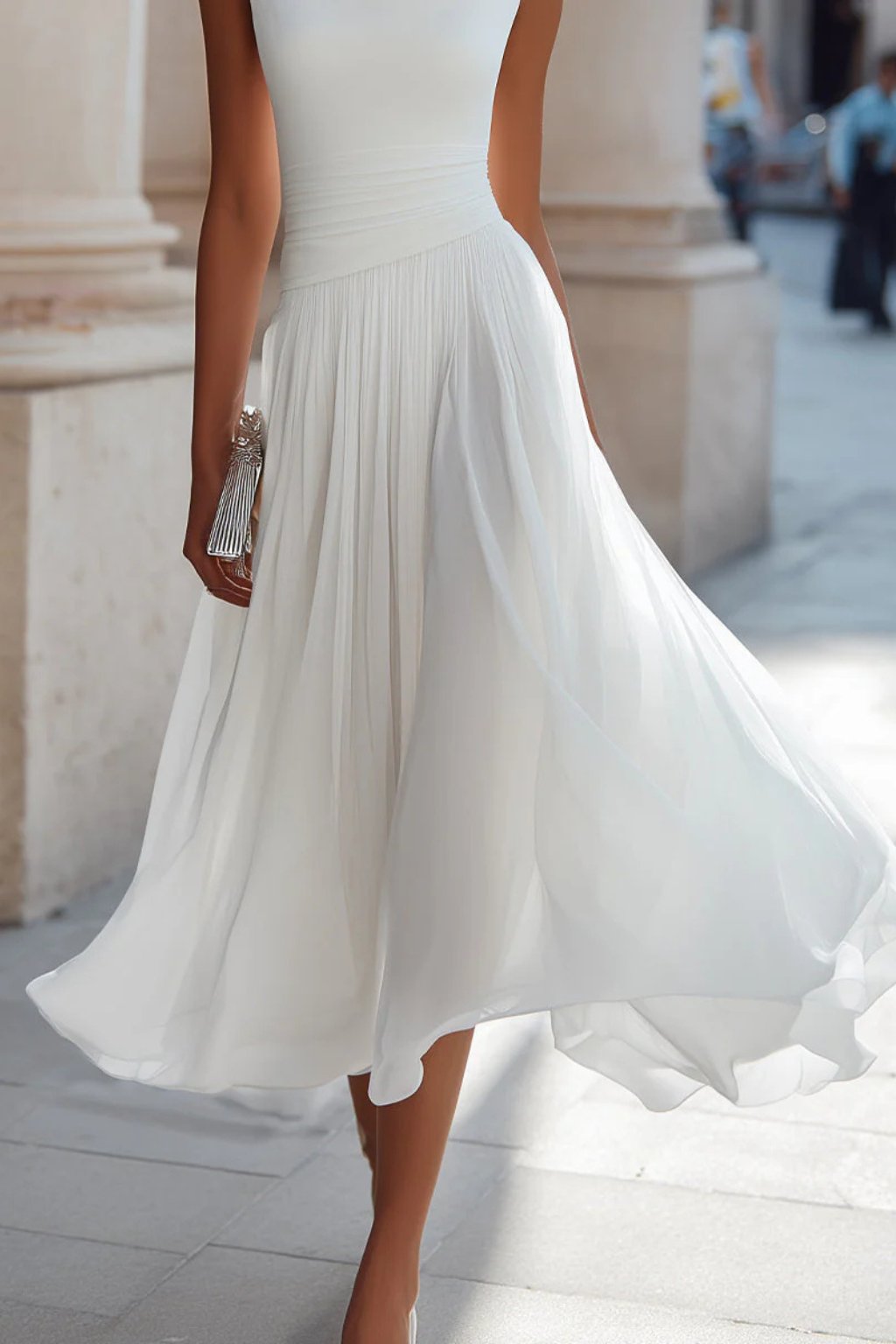 Lena | Robe Midi A-Ligne Sans Manches avec Décolleté Cascade