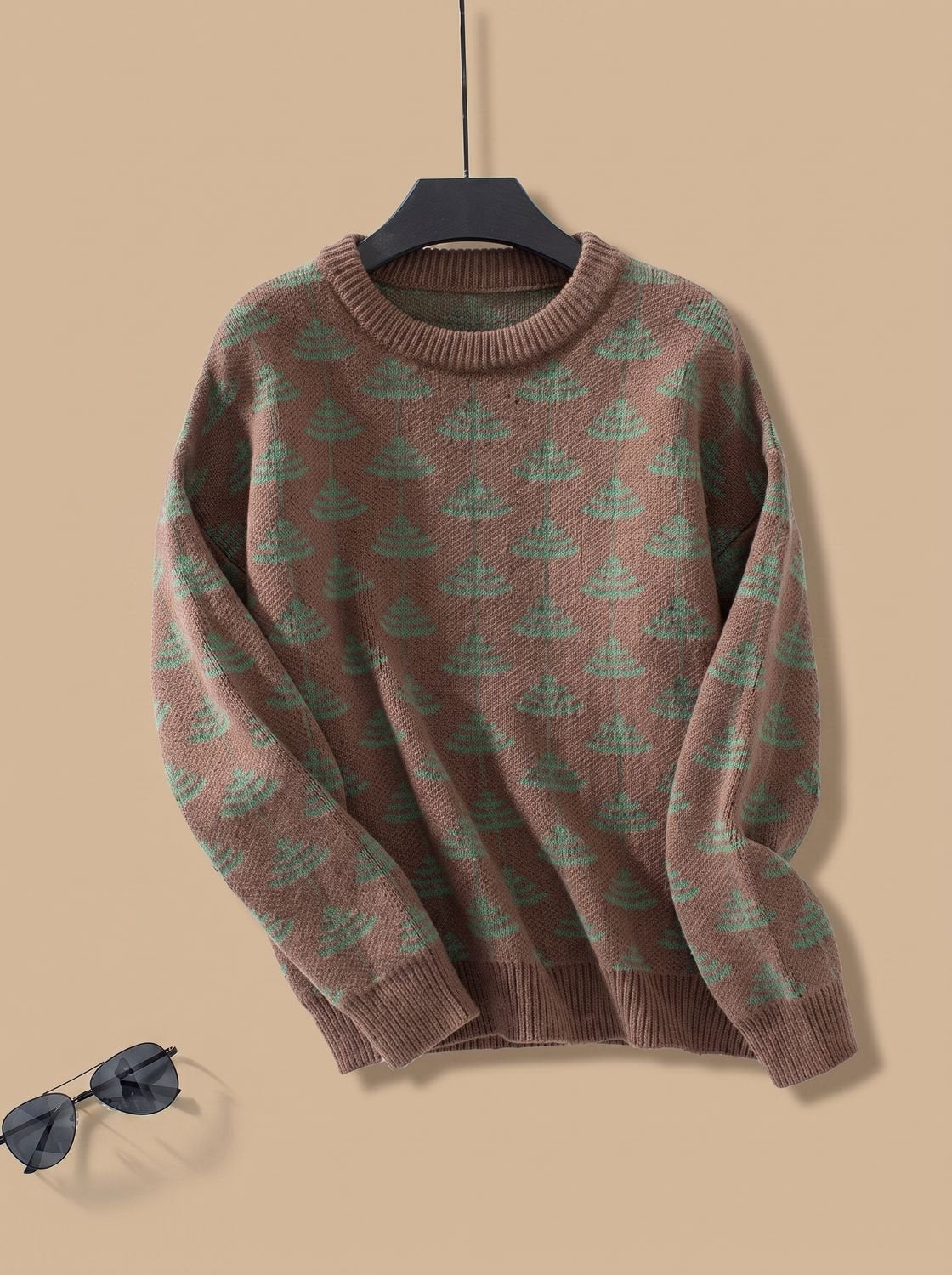 Emilia | Pull en tricot à col rond pour femmes avec motif de sapin de Noël Loose-Fit