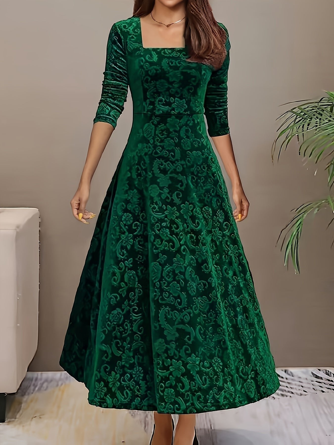 Nora | Robe en velours pour femmes, A-ligne, midi, robe à fleurs avec décolleté en V