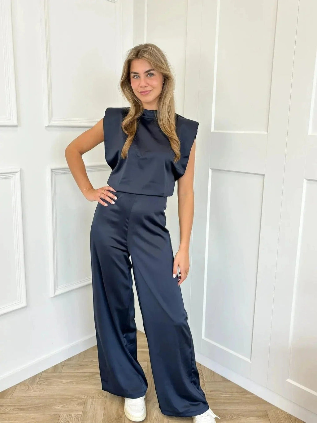 Clara | Combinaison Satin pour Femmes Pantalon Large Sans Manches Élégante