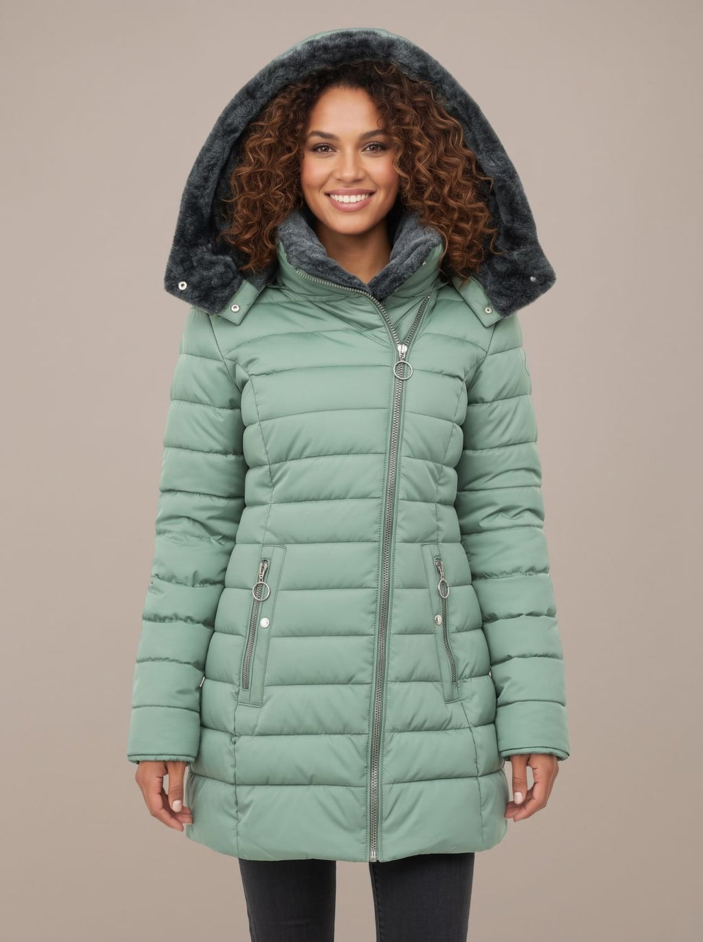 Elfriede | Veste matelassée pour femmes avec capuche en fausse fourrure
