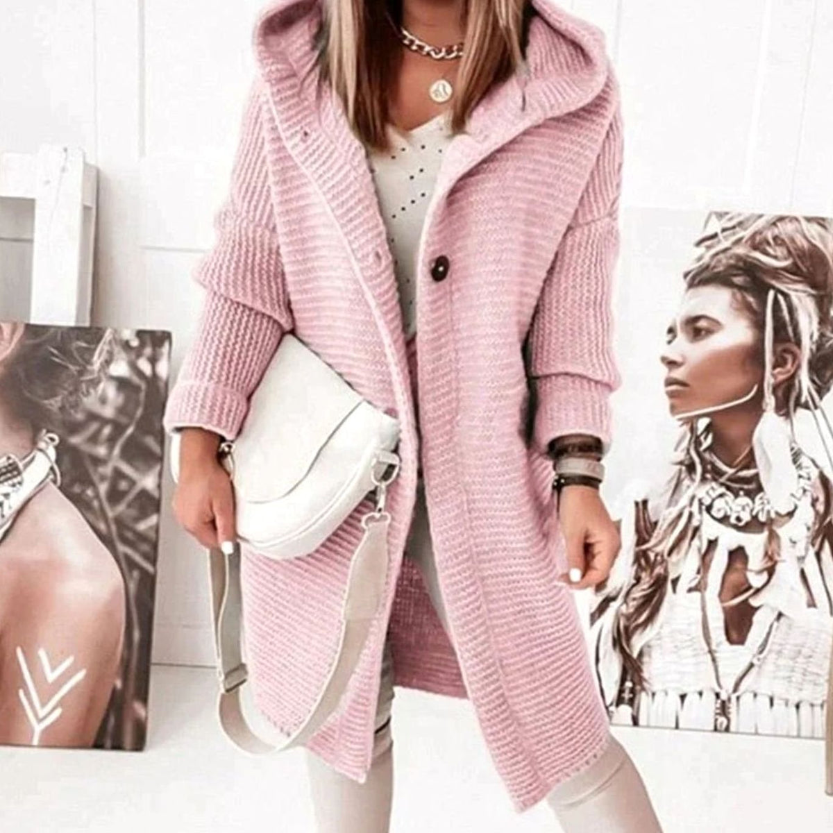 Annika | Veste en tricot pour femmes avec capuche et patte de boutonnage en coupe droite