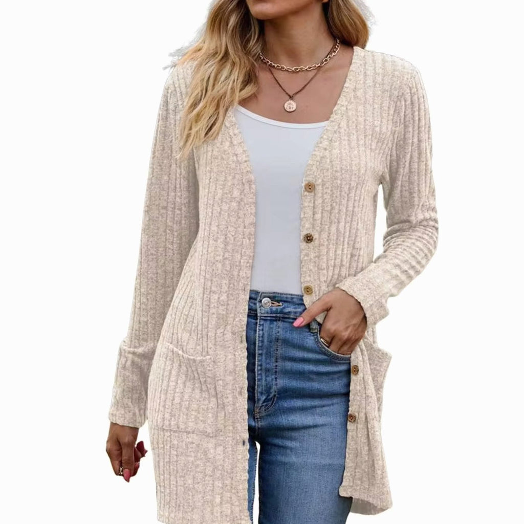 Marie | Veste en tricot pour femmes avec structure côtelée, poches plaquées et patte de boutonnage