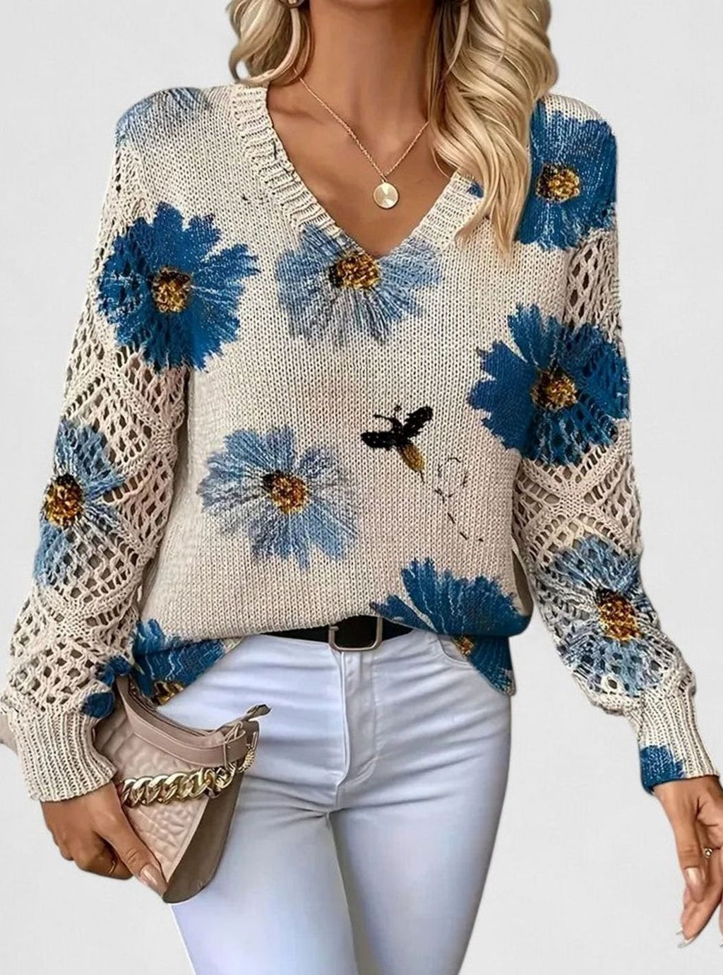 Clara | Pull en tricot pour femmes à motif floral, décolleté en V, manches ajourées