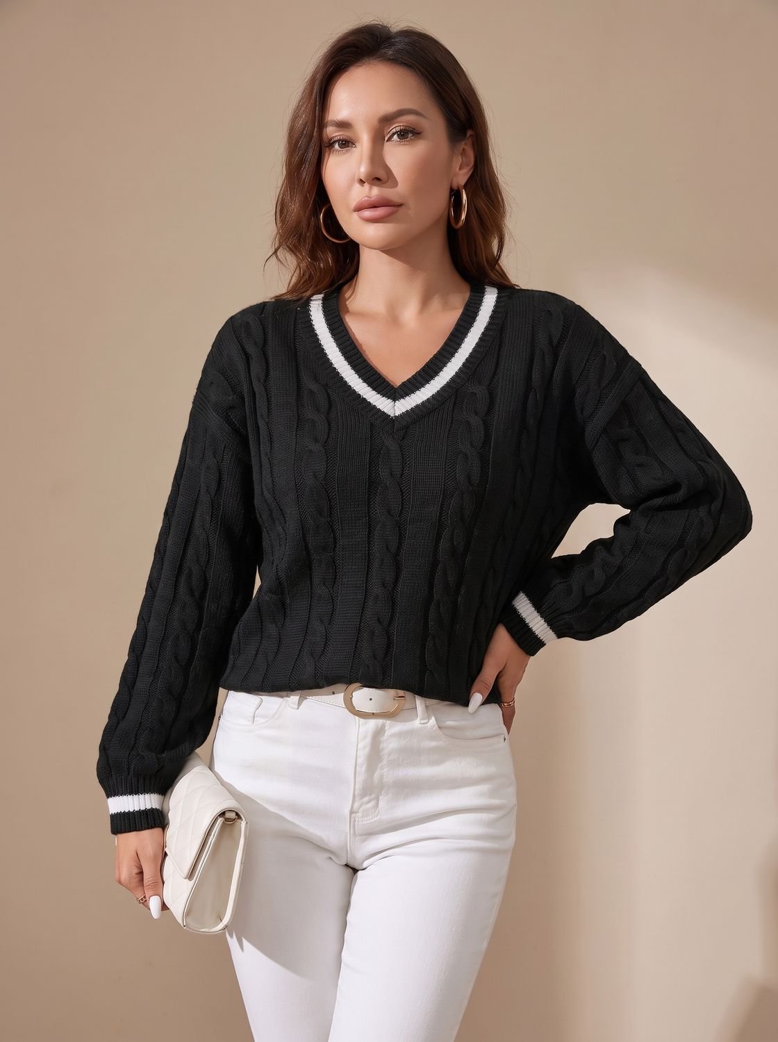 Johanna | Pull en tricot pour femmes avec motif torsadé et col en V à rayures contrastées