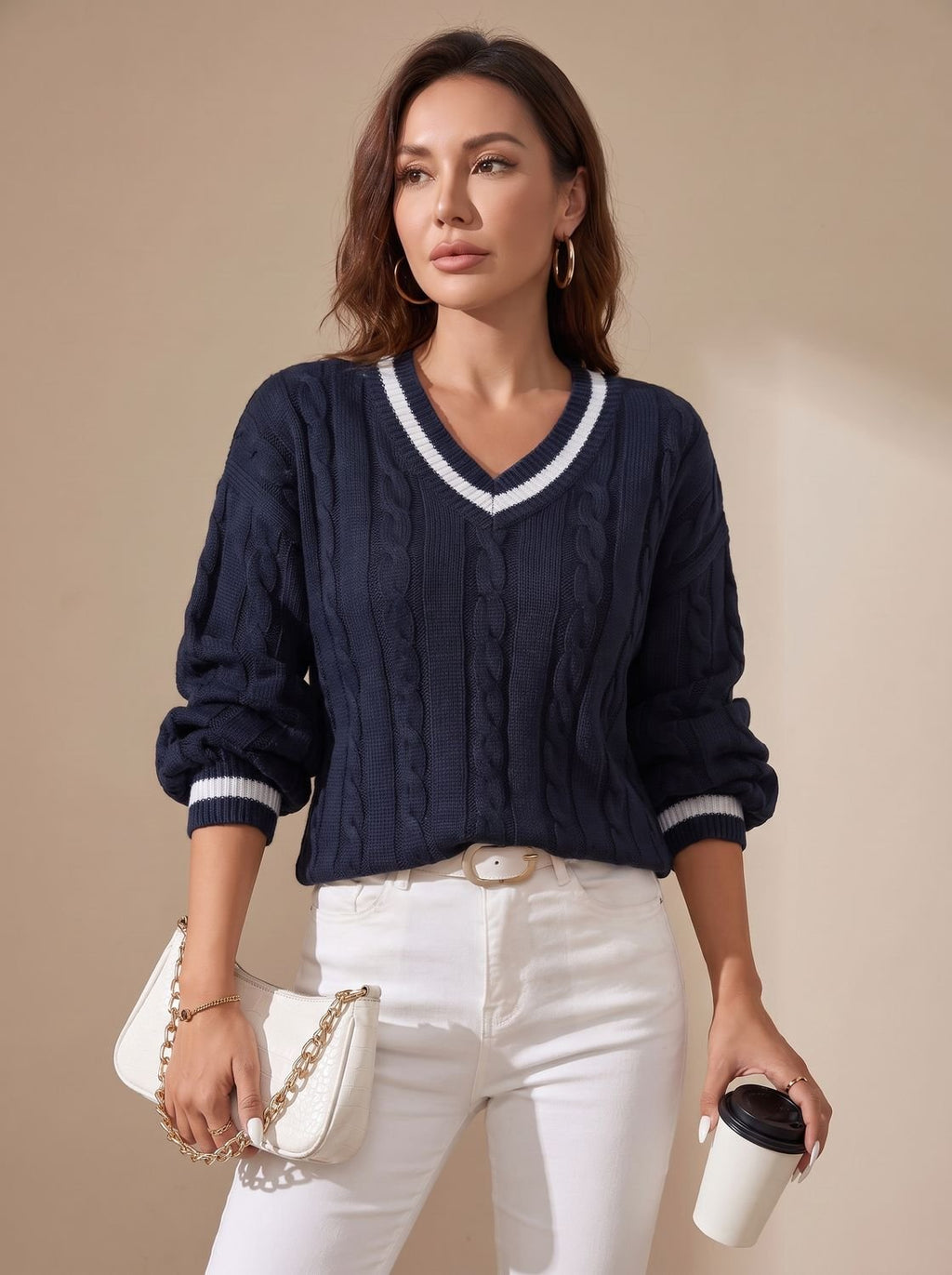 Johanna | Pull en tricot pour femmes avec motif torsadé et col en V à rayures contrastées