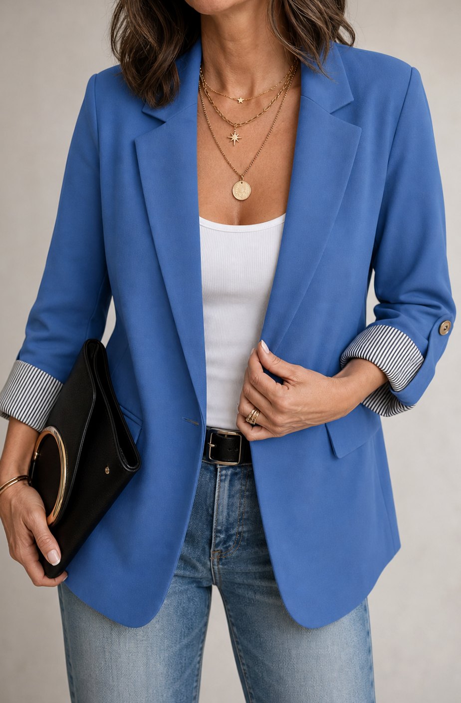 Marie | Blazer ajusté pour femmes avec poignets rayés et manches roulées