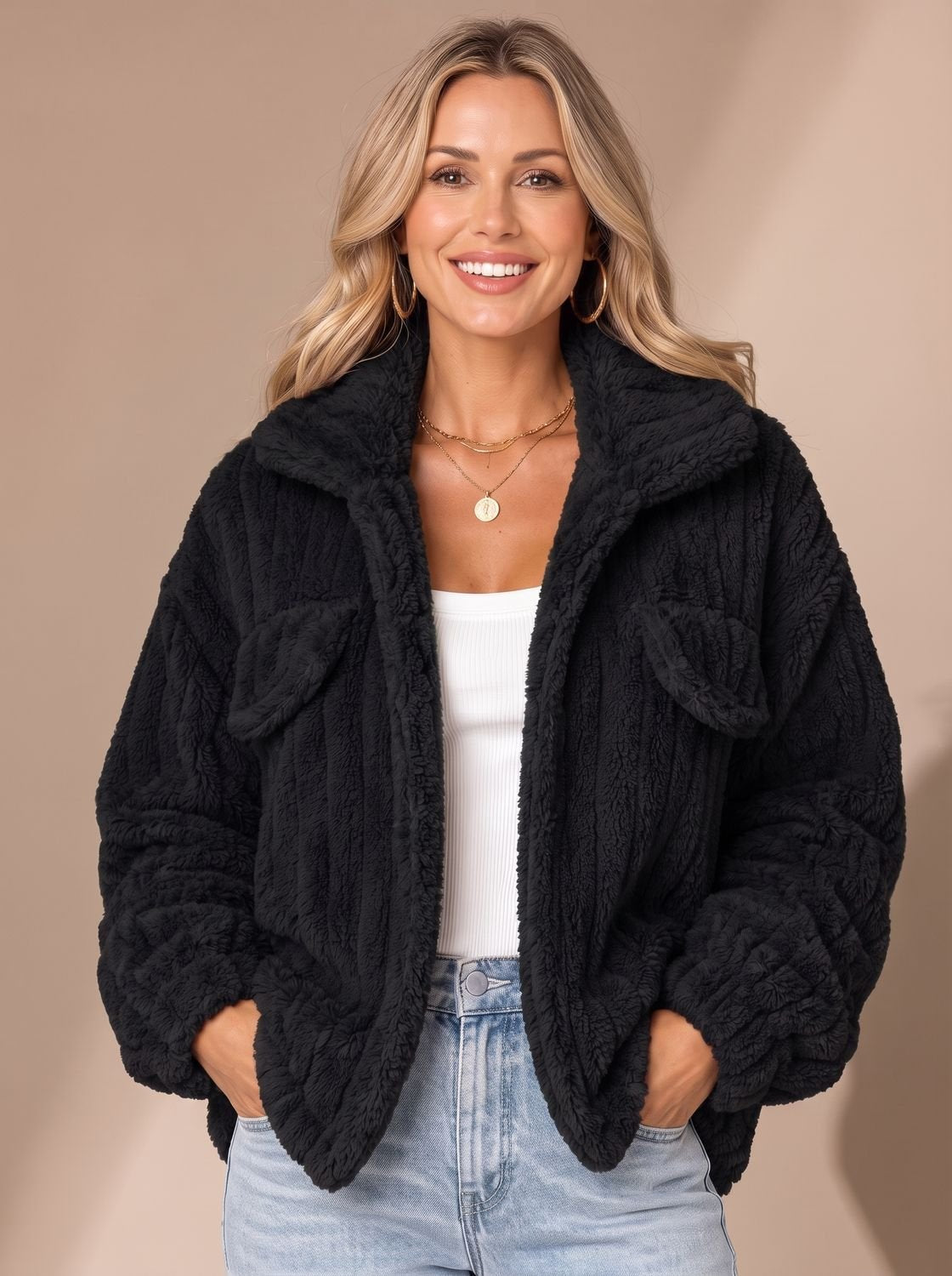 Lena | Veste Teddy pour femmes en fausse fourrure, manteau Relaxed-Fit, veste en polaire avec col large