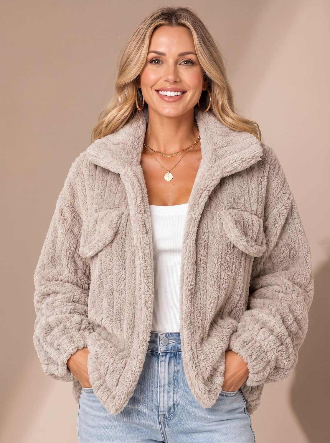 Lena | Veste Teddy pour femmes en fausse fourrure, manteau Relaxed-Fit, veste en polaire avec col large