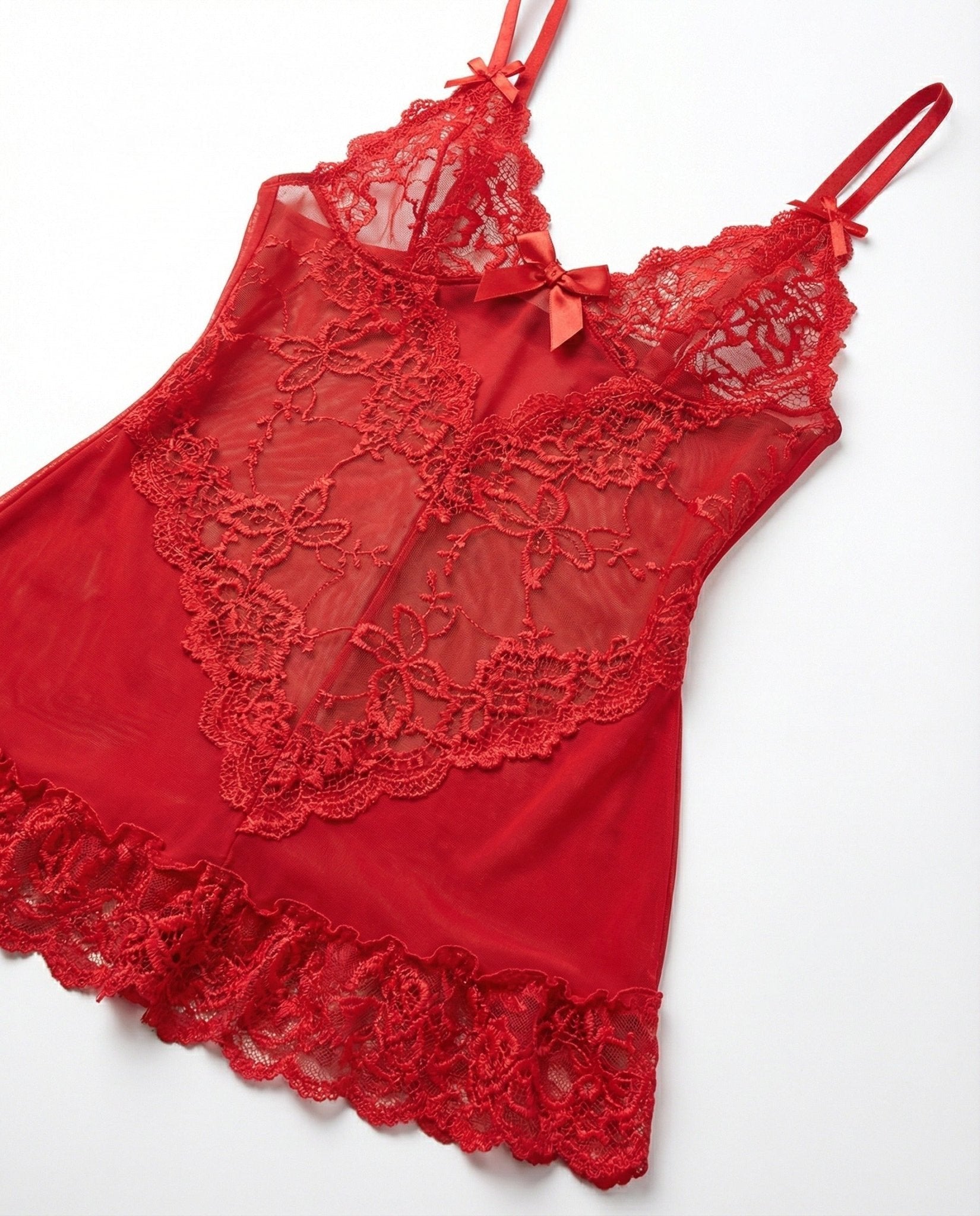Annika | Chemise en dentelle transparente pour femmes avec string