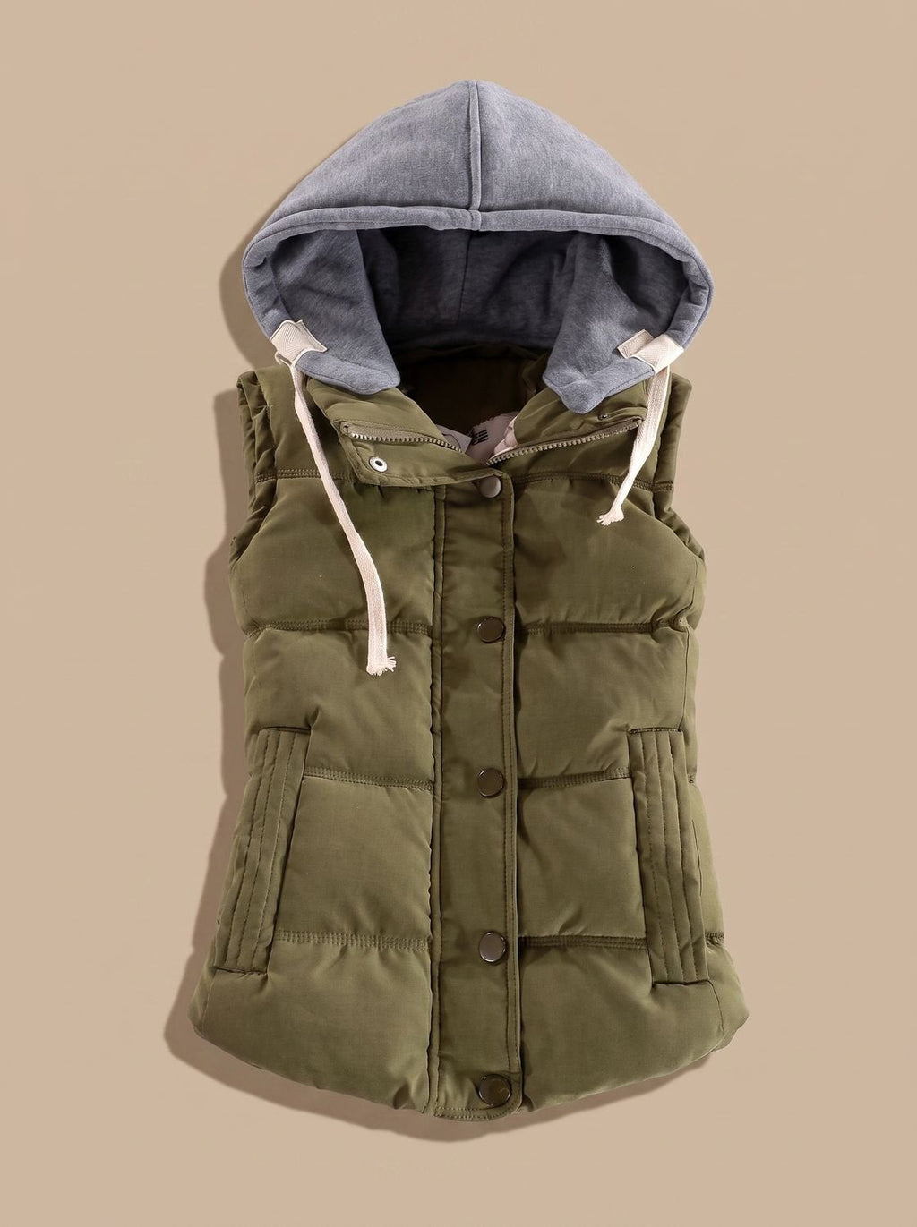 Charlotte | Gilet matelassé pour femmes avec capuche contrastante et patte de boutonnage à pressions