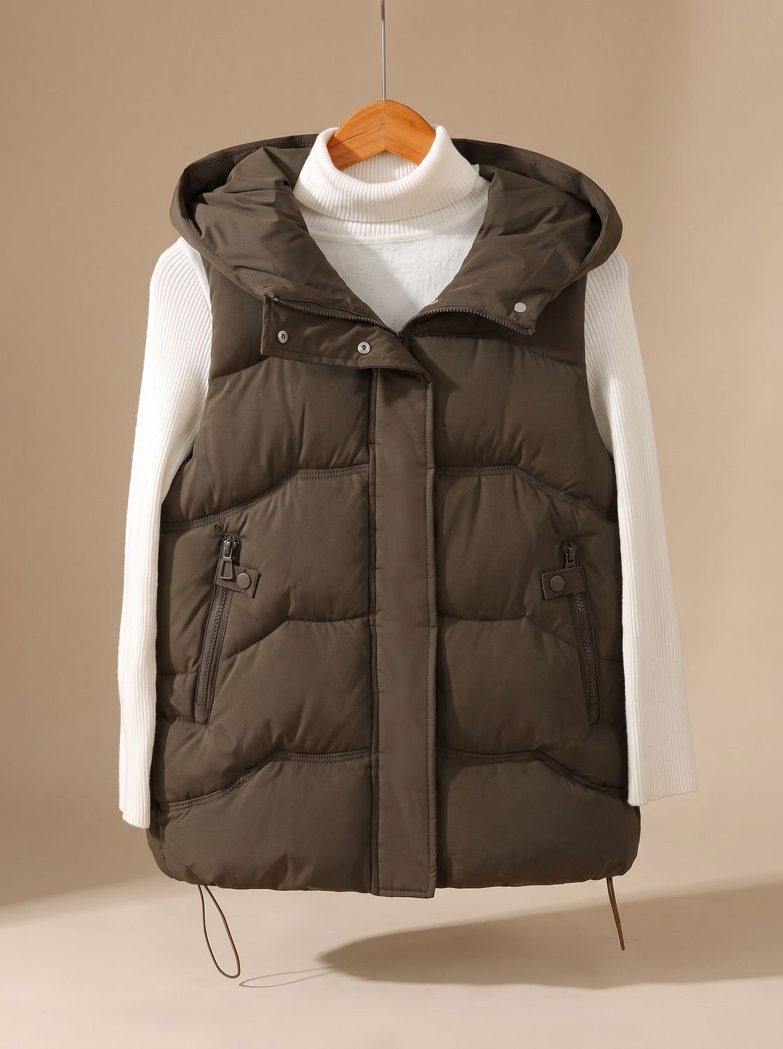 Annika | Gilet matelassé à capuche pour femmes avec poches zippées