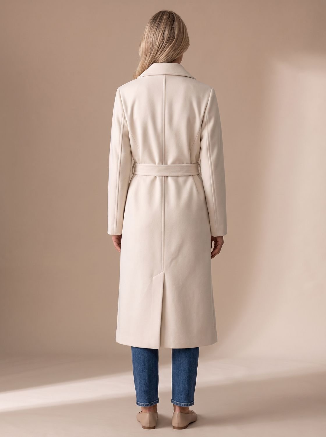 Nora | Manteau en laine pour femmes avec ceinture à nouer, col à revers et patte de boutonnage