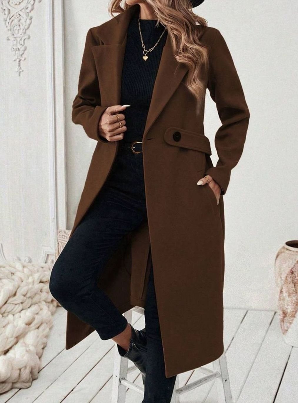 Hannah | Manteau en laine pour femmes avec col à revers et poches à rabat, coupe longue