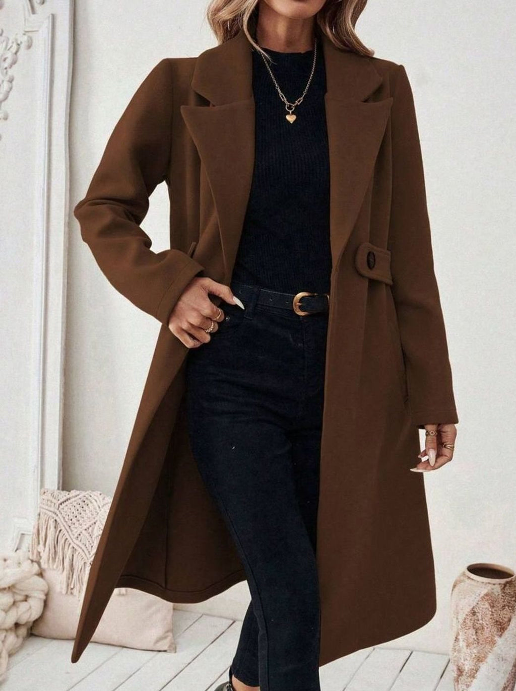 Hannah | Manteau en laine pour femmes avec col à revers et poches à rabat, coupe longue