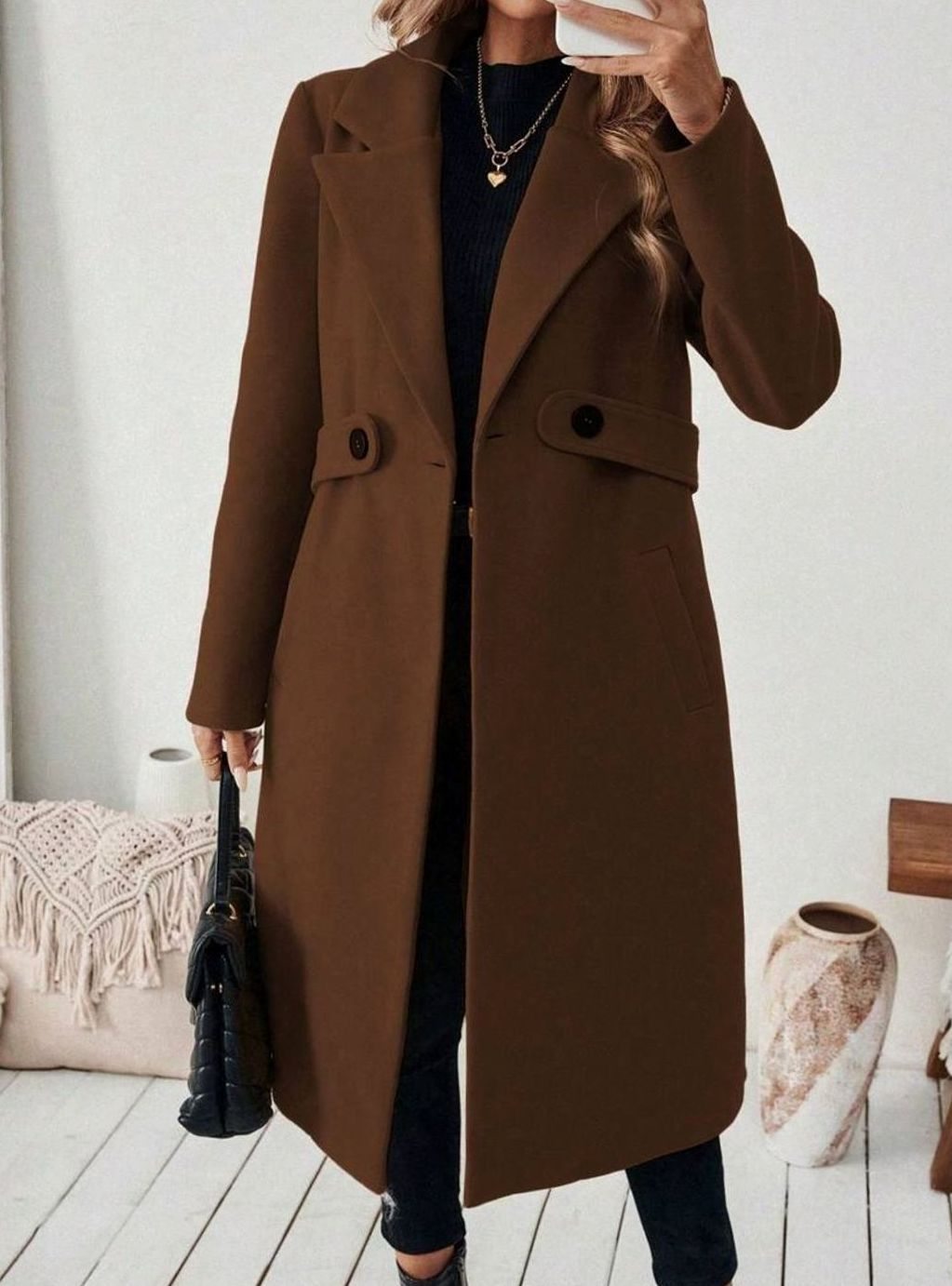 Hannah | Manteau en laine pour femmes avec col à revers et poches à rabat, coupe longue