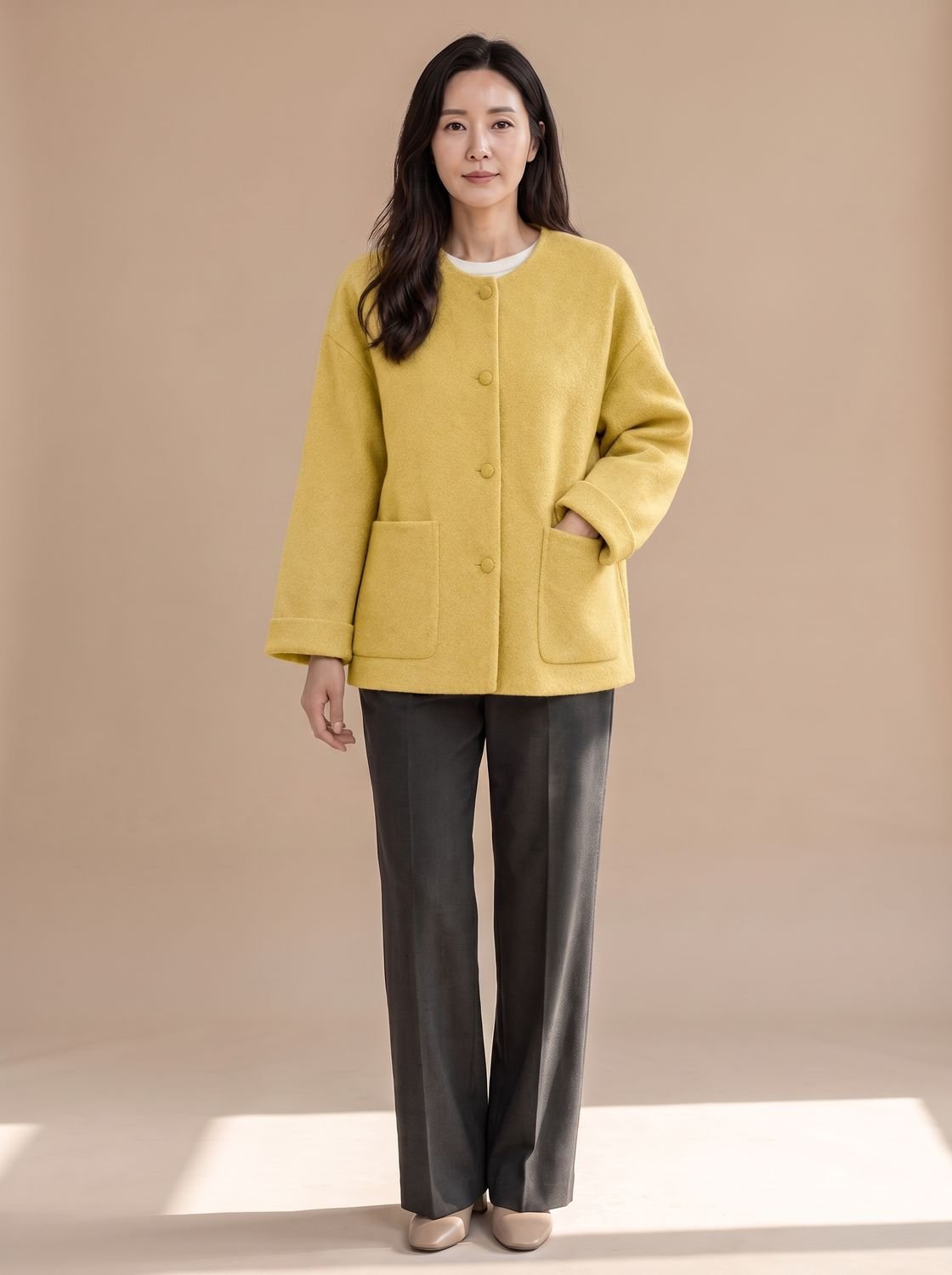 Luisa | Manteau en laine pour femmes, coupe décontractée, veste courte à col rond avec patte de boutonnage