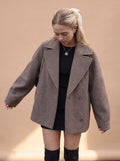 Lena | Manteau en laine pour femmes à double boutonnage, coupe oversized, manteau court avec revers