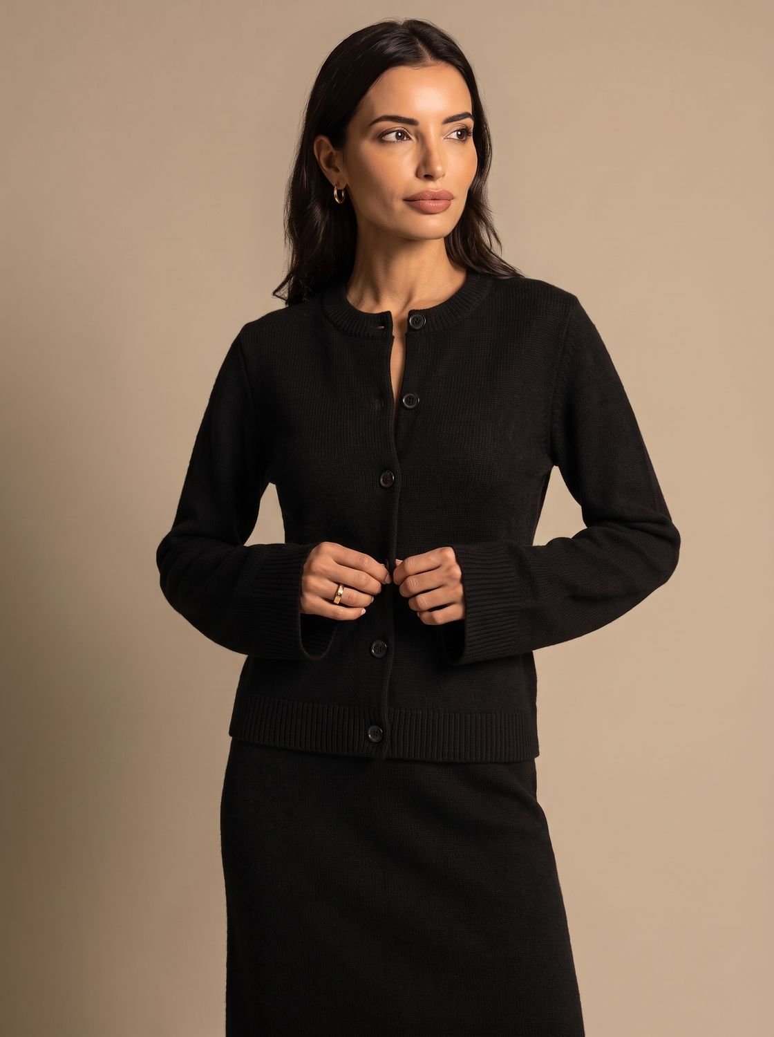 Marie | Veste en mélange de laine pour femmes avec boutons dorés, coupe décontractée