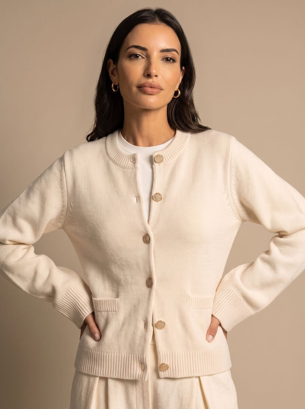 Marie | Veste en mélange de laine pour femmes avec boutons dorés, coupe décontractée