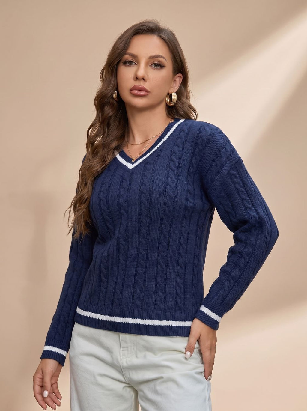 Mia | Pull pour femmes en V avec motif torsadé et détails rayés