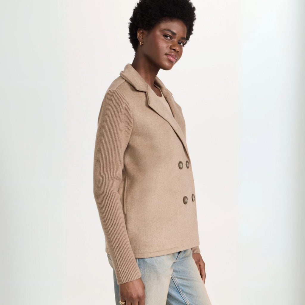 Nora | Blazer en tricot pour femmes à double boutonnage avec manches côtelées et aspect laine