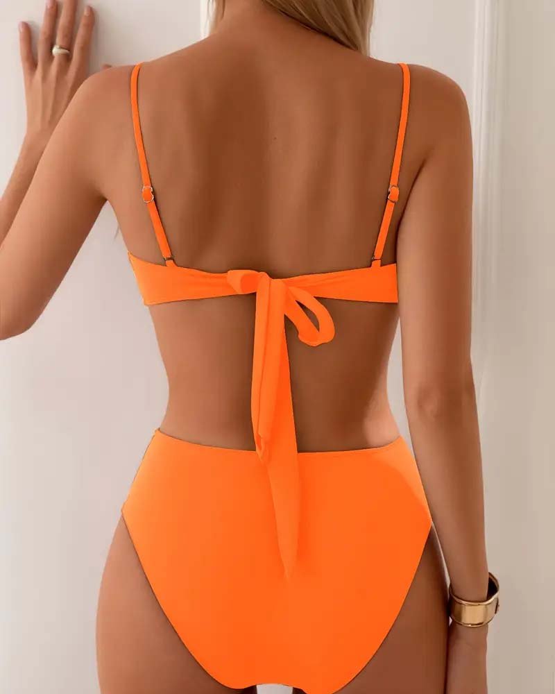 Luisa | Ensemble de bikini deux pièces bandeau pour femmes avec accents métalliques