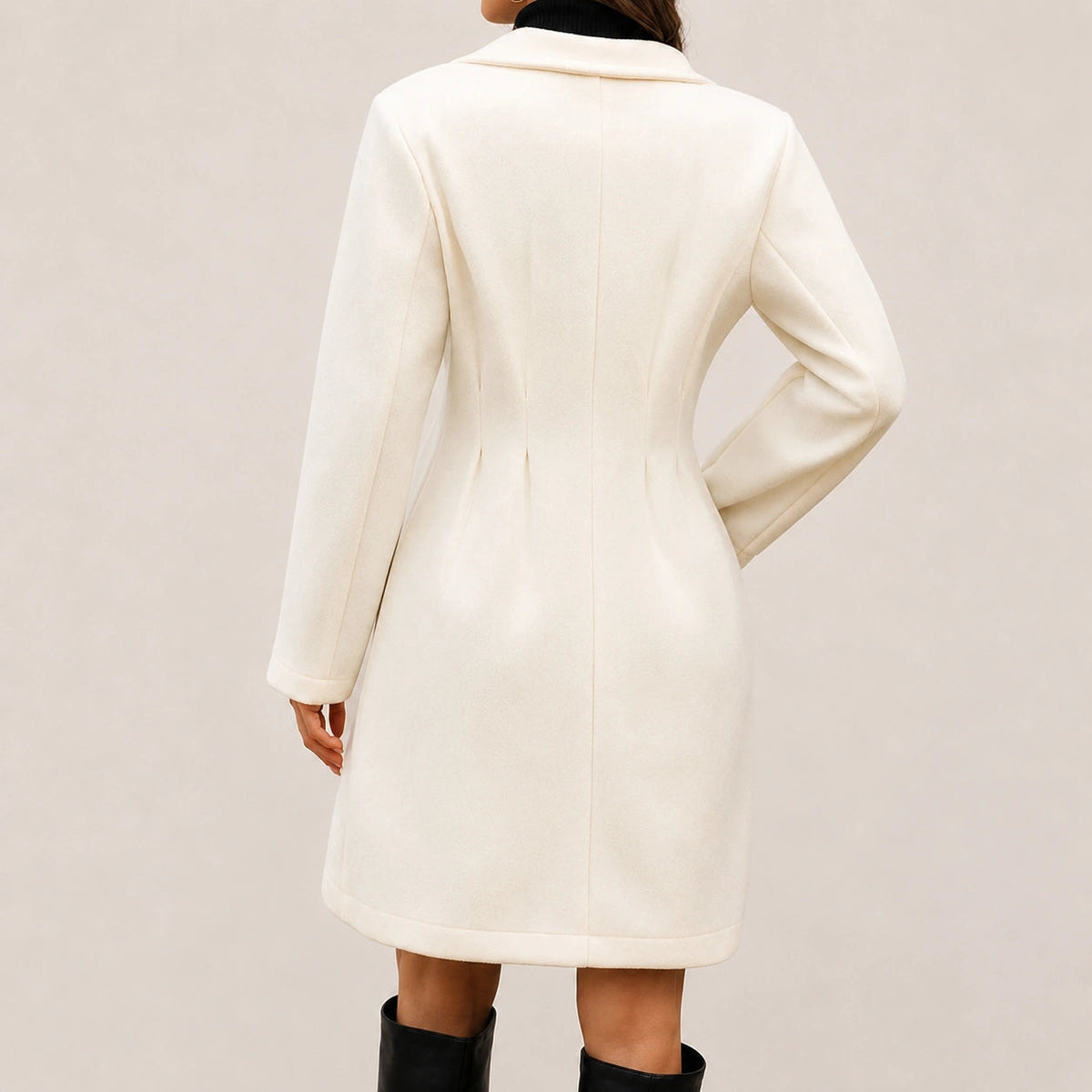 Manteau pour femmes avec col à revers et patte de boutonnage