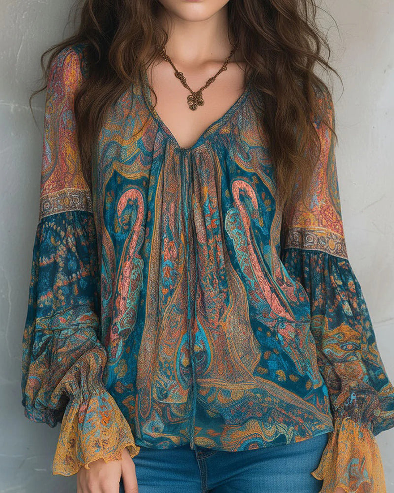 Lindena | Blouse paisley à décolleté en V et manches larges